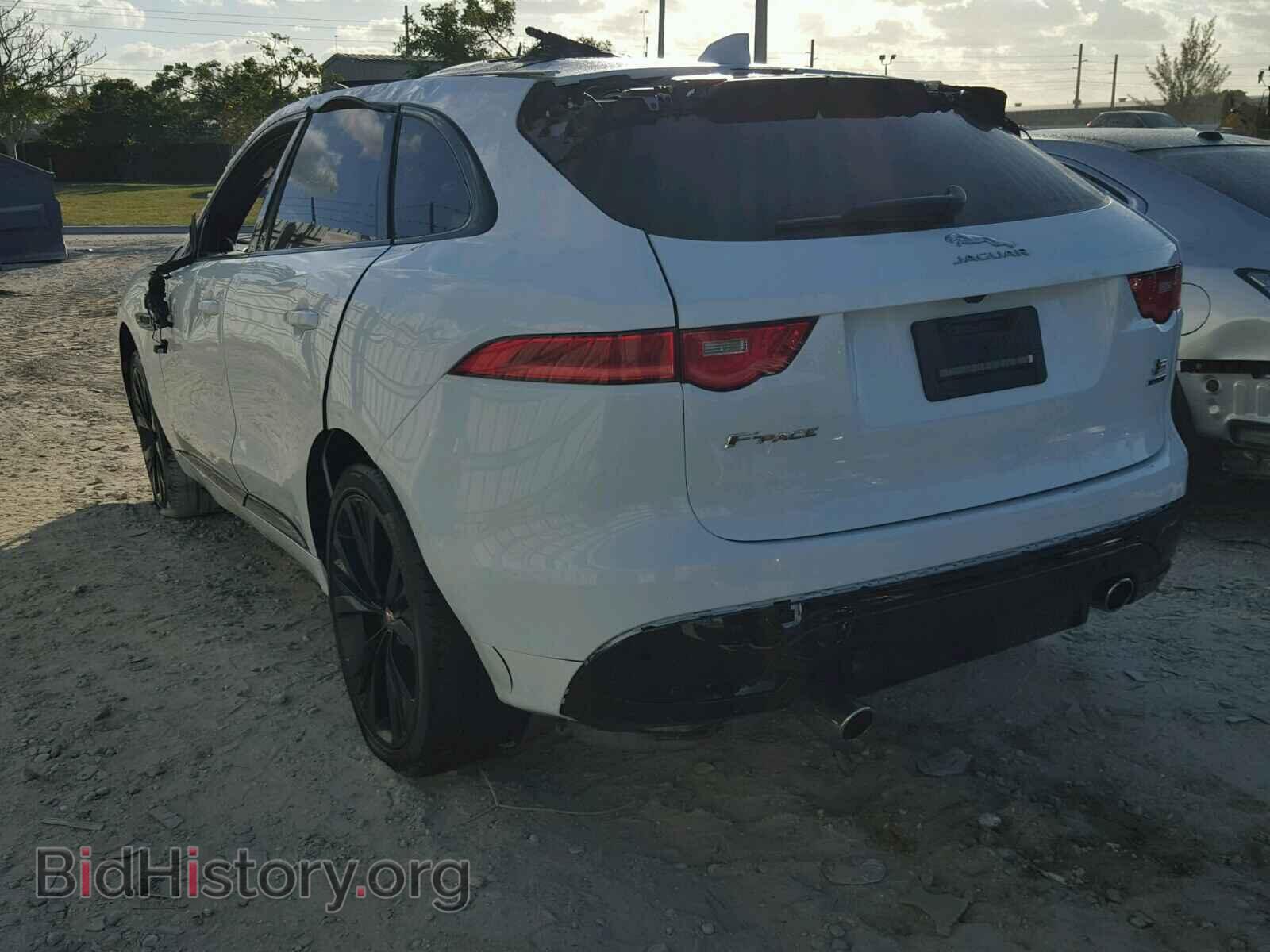 2017 JAGUAR F-PACE - VIN: SADCM2BV4HA059780 - Фото 3