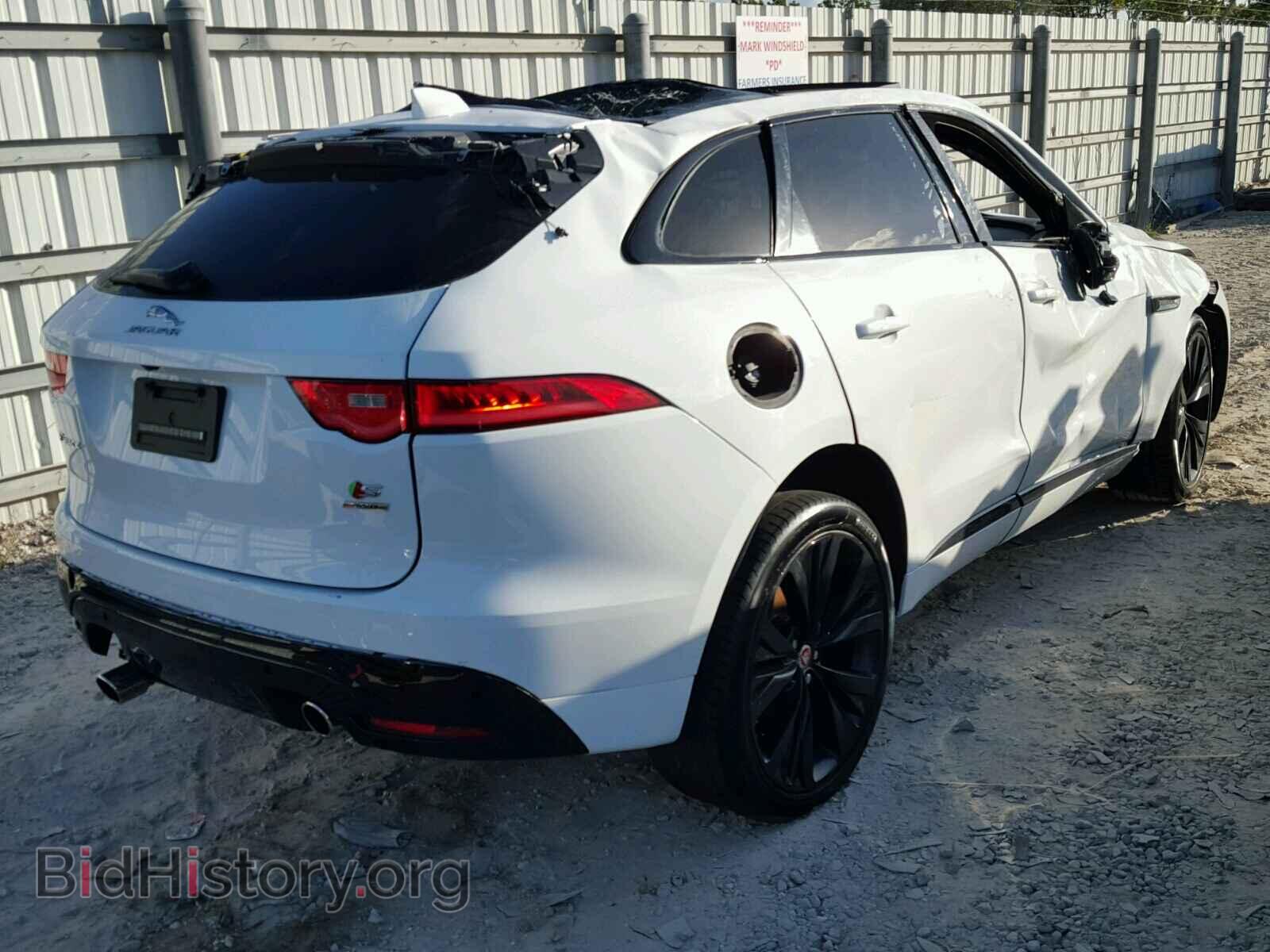 2017 JAGUAR F-PACE - VIN: SADCM2BV4HA059780 - Фото 4