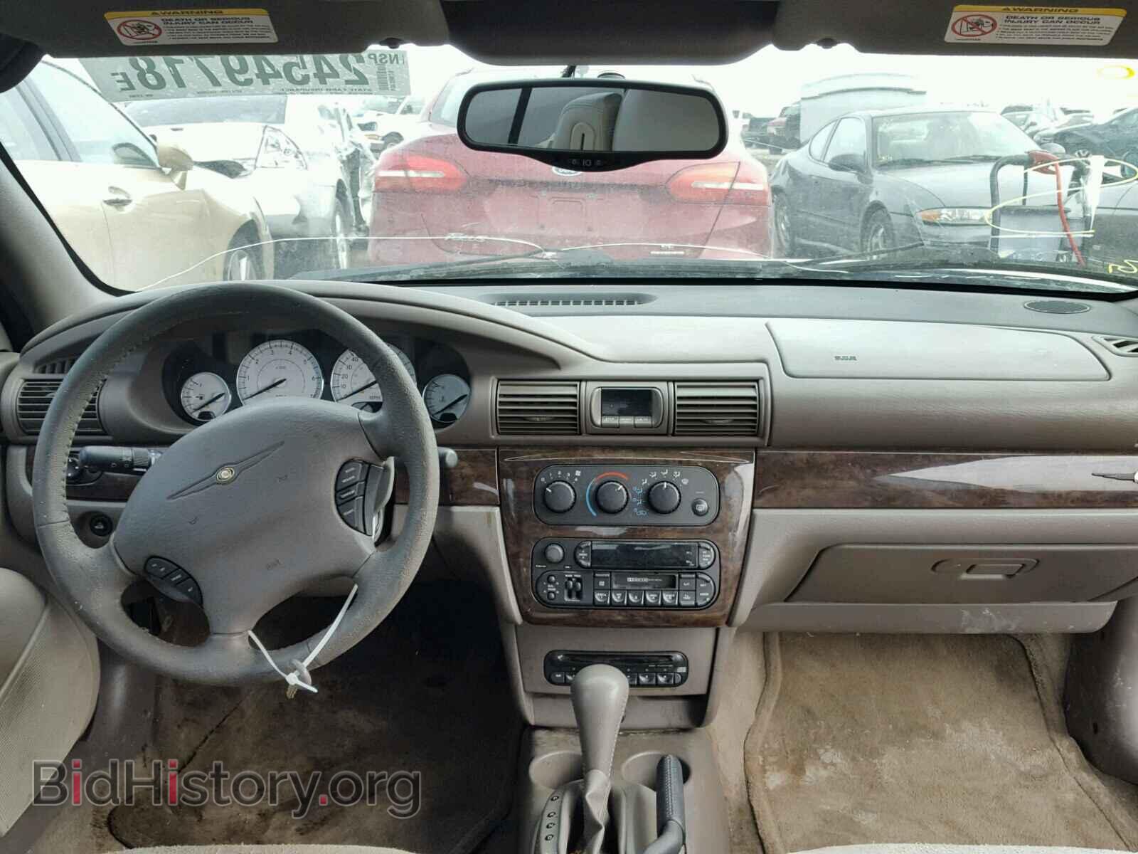 2004 CHRYSLER SEBRING - VIN: 1C3EL65R24N212869 - Фото 9