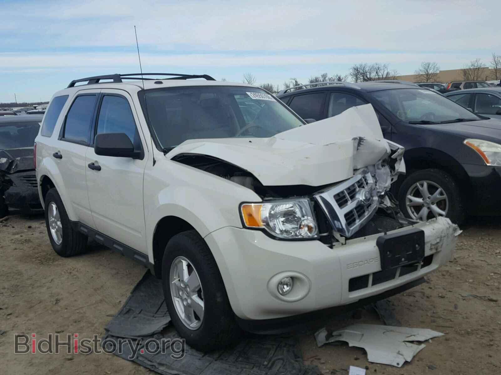 Фотография 1FMCU0D72CKA06931 - FORD ESCAPE 2012