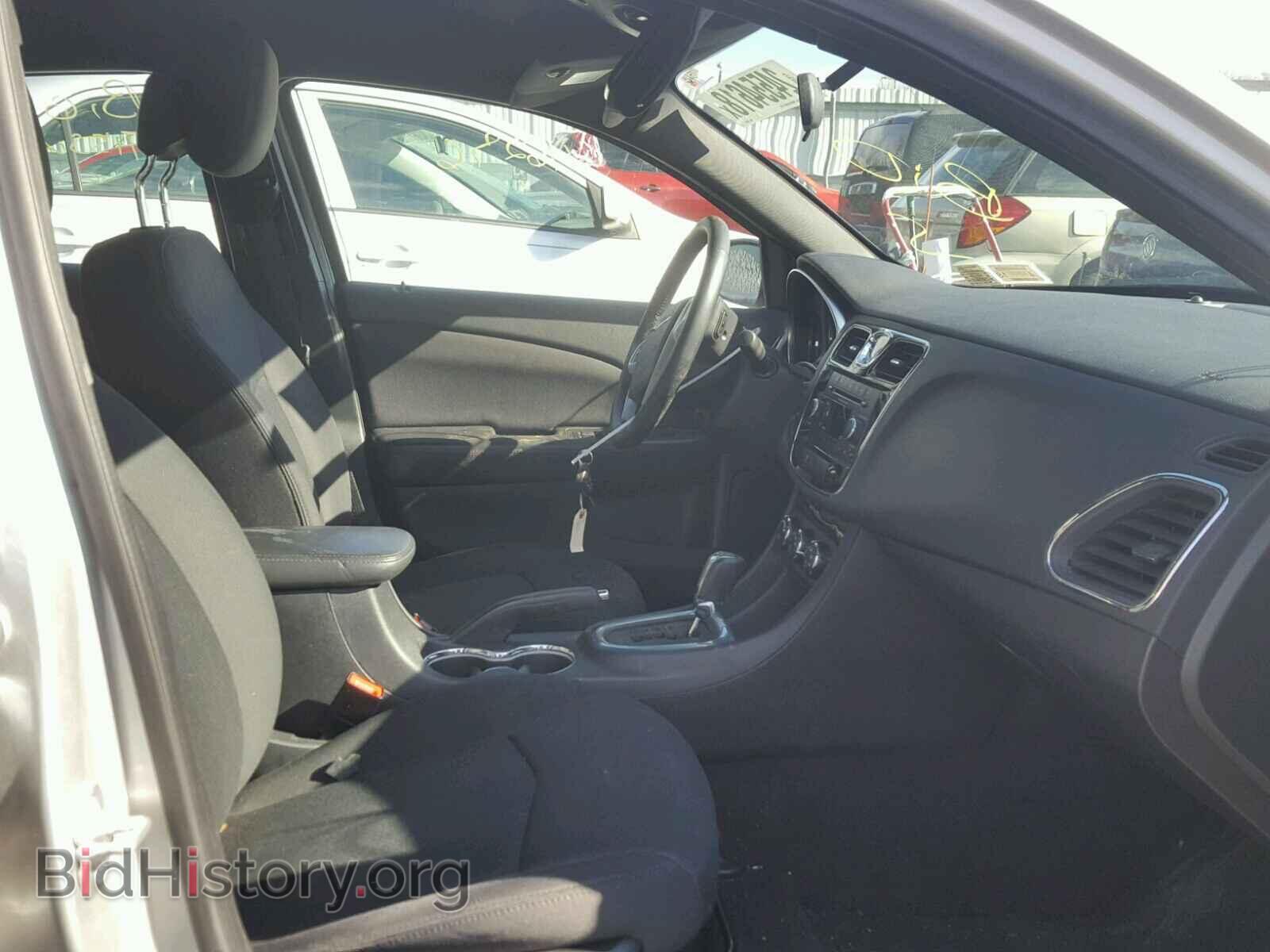 2012 CHRYSLER 200 - VIN: 1C3CCBBG3CN306583 - Фото 5