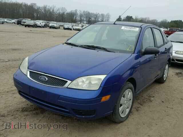 2005 FORD FOCUS - VIN: 1FAFP34NX5W150821 - Photo 2
