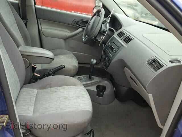 2005 FORD FOCUS - VIN: 1FAFP34NX5W150821 - Photo 5