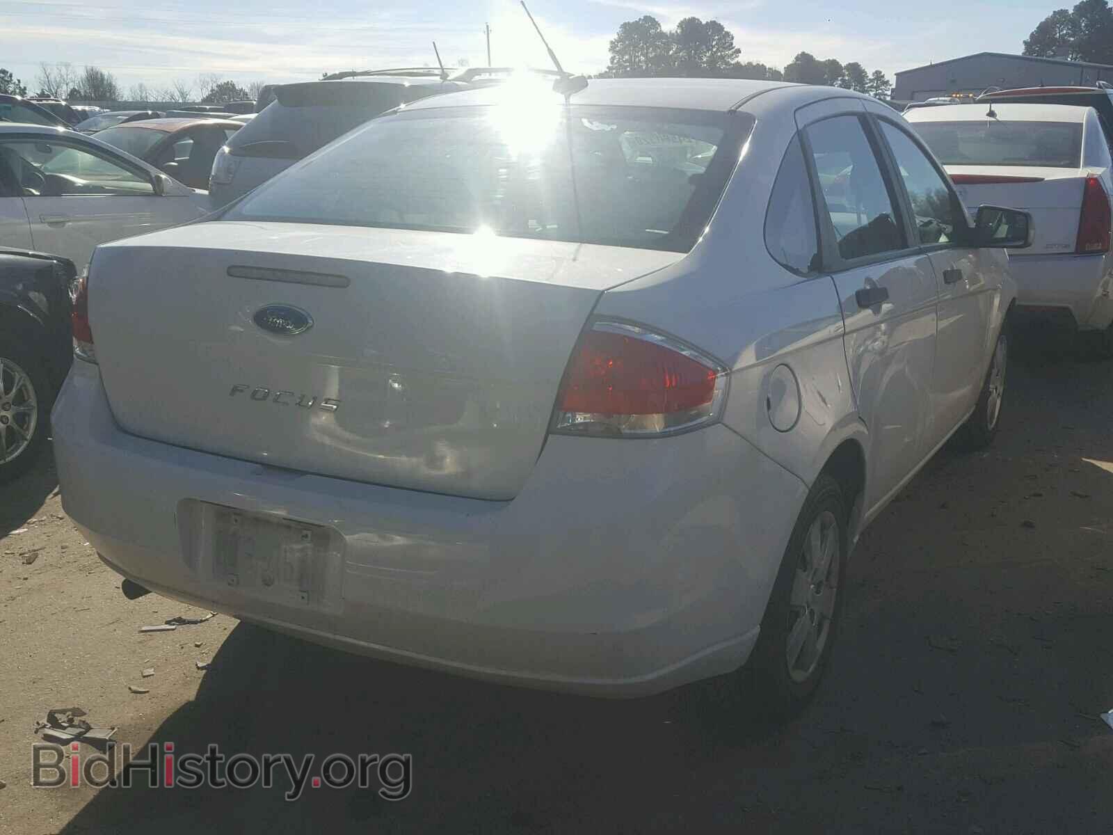 2011 FORD FOCUS - VIN: 1FAHP3EN4BW100841 - Фото 4