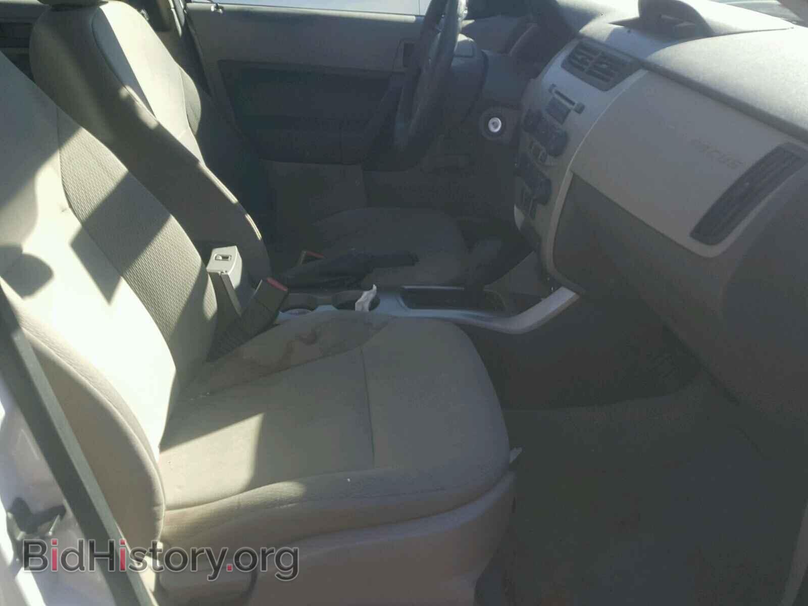 2011 FORD FOCUS - VIN: 1FAHP3EN4BW100841 - Фото 5