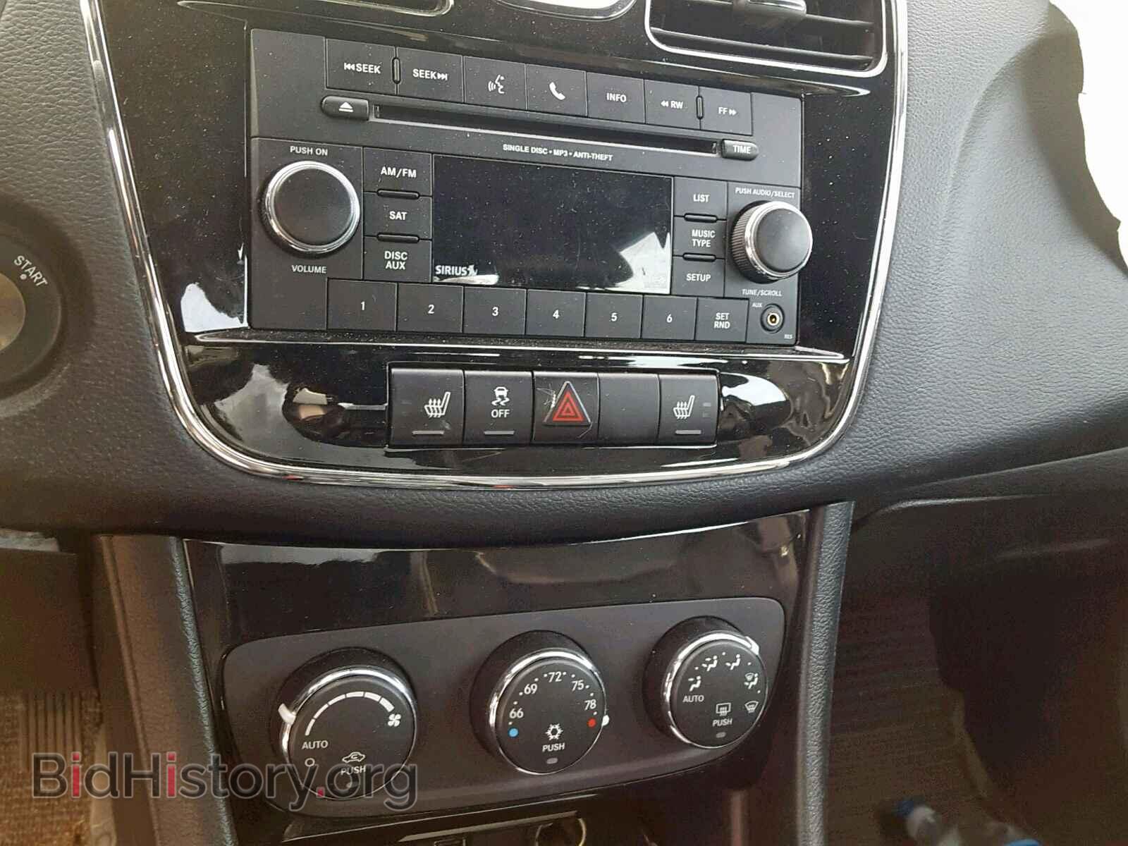 2013 CHRYSLER 200 - VIN: 1C3CCBCG5DN520958 - Фото 9