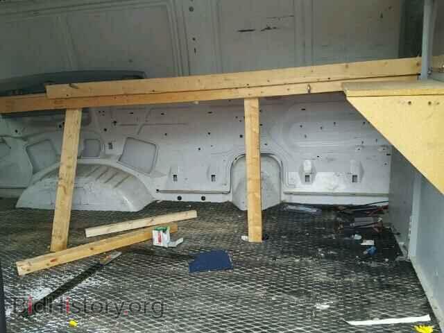 2000 FORD ECONOLINE - VIN: 1FTNE24L9YHA03841 - Photo 6
