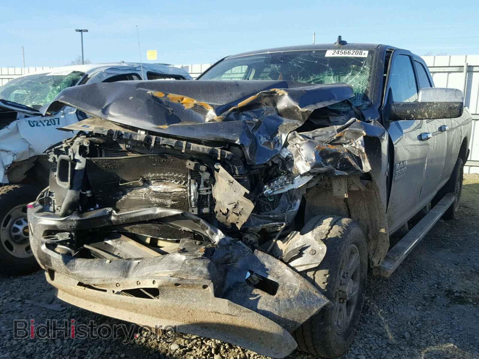 2015 RAM 3500 - VIN: 3C63R3KLXFG703273 - Фото 2