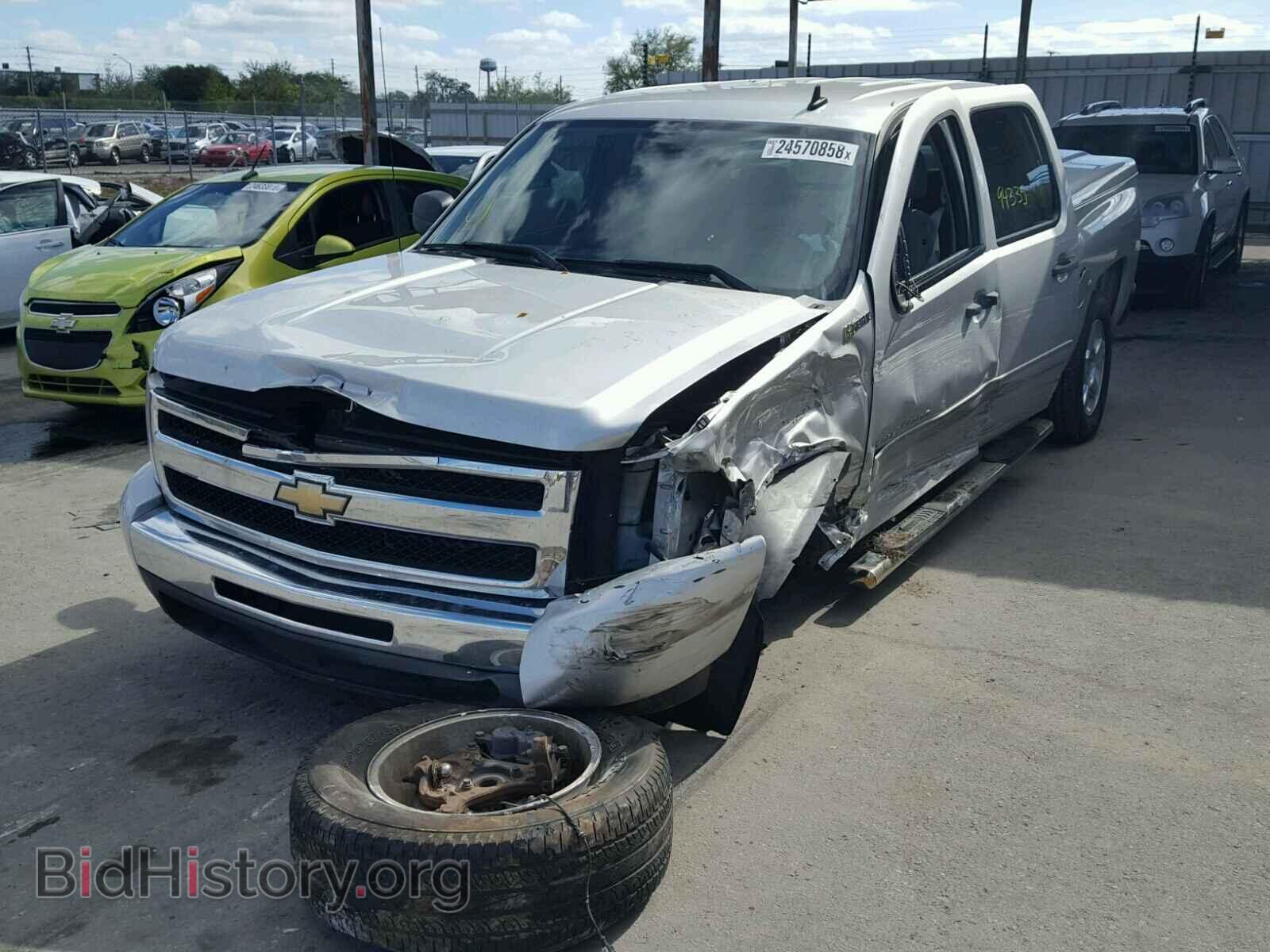 2011 CHEVROLET SILVERADO - VIN: 3GCUCUEJ7BG135878 - Photo 2