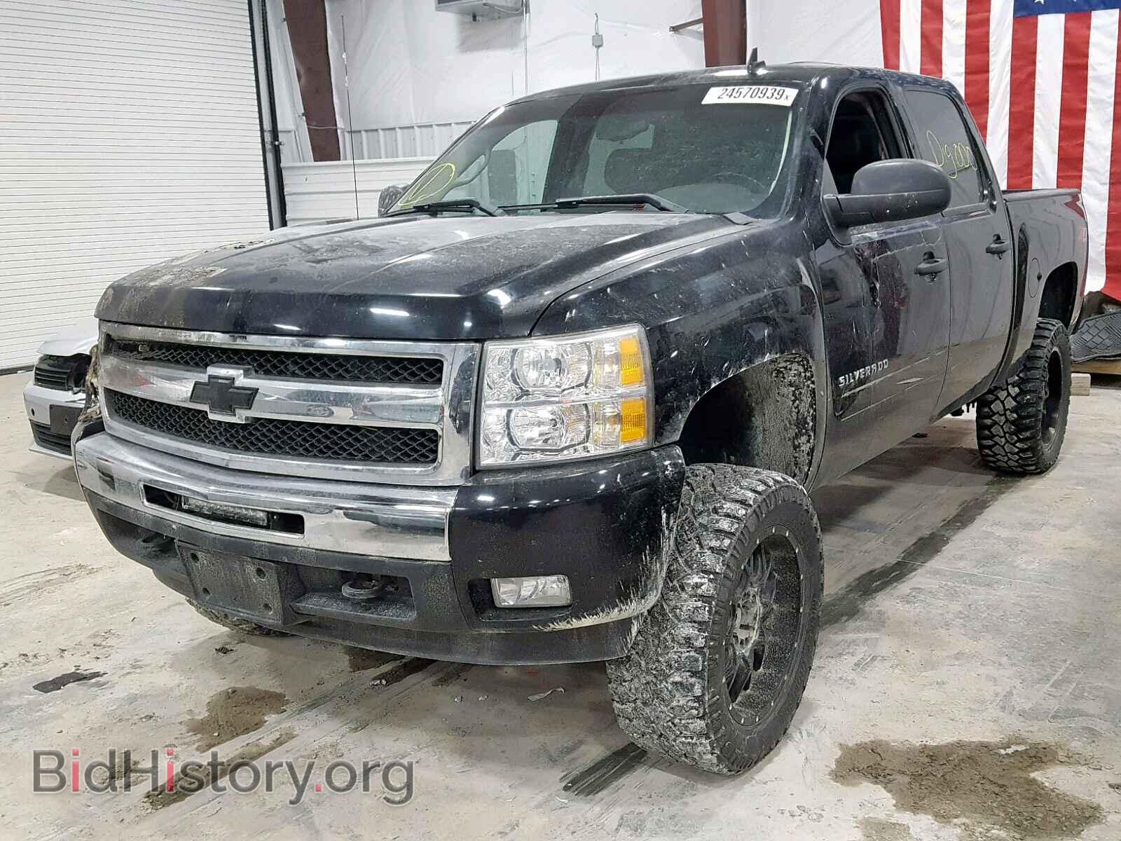 2011 CHEVROLET SILVERADO - VIN: 3GCPKSE38BG293894 - Фото 2
