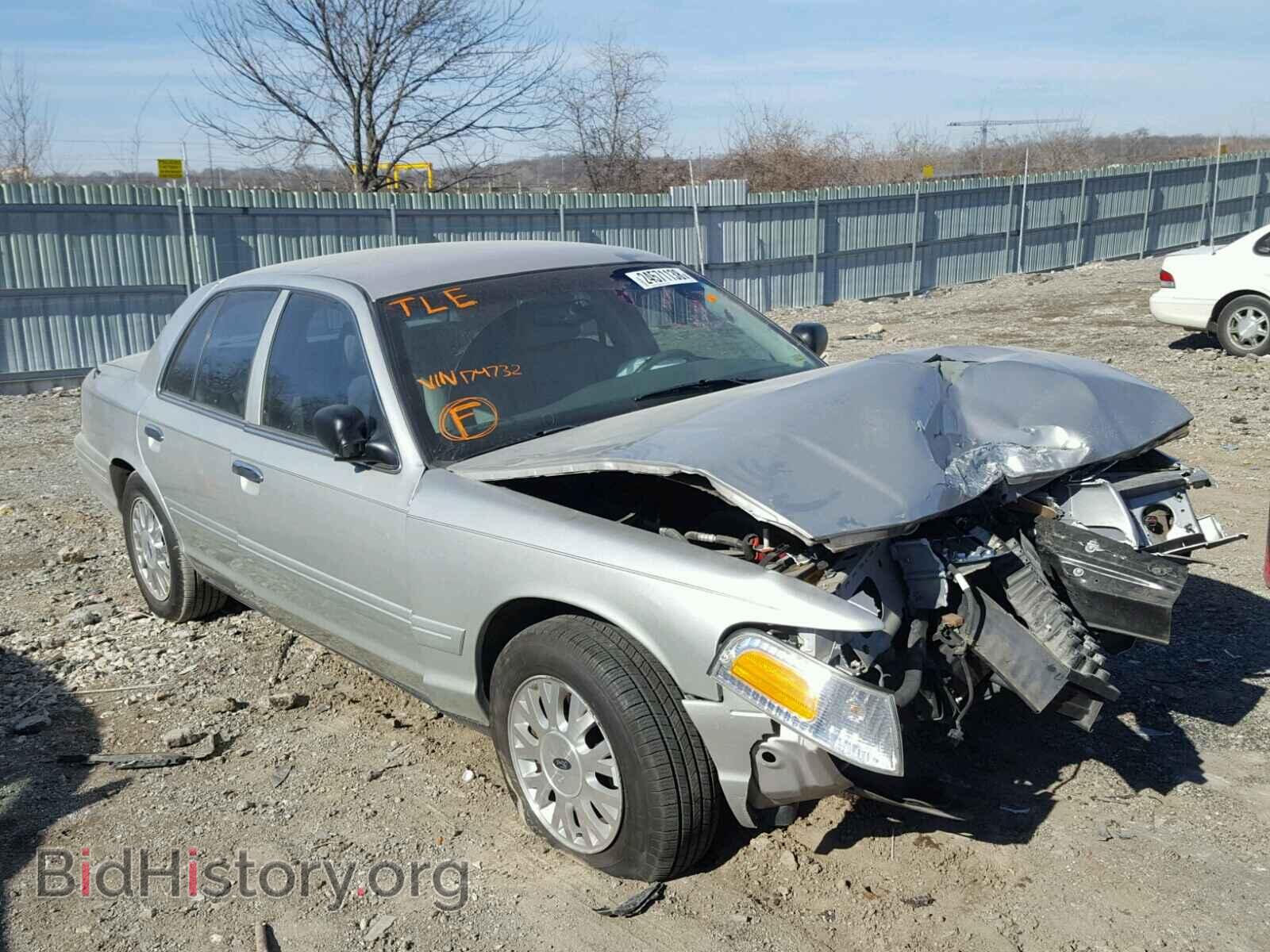 Фотография 2FAFP74W45X174732 - FORD CROWN VIC 2005
