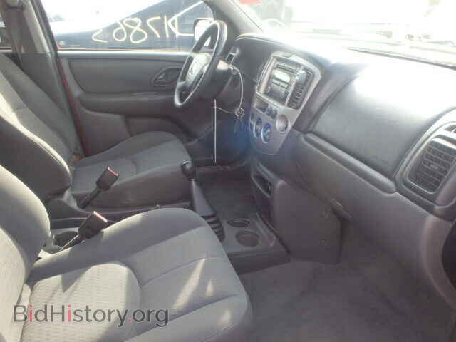 2004 MAZDA TRIBUTE - VIN: 4F2YZ02B24KM18397 - Фото 5