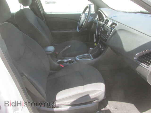 2013 CHRYSLER 200 - VIN: 1C3CCBAB1DN670167 - Фото 5