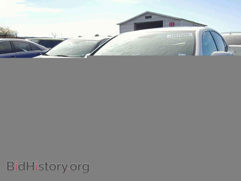 2007 Lexus LS460 (VIN JTHBL46F875005266) — фото 2 из 10