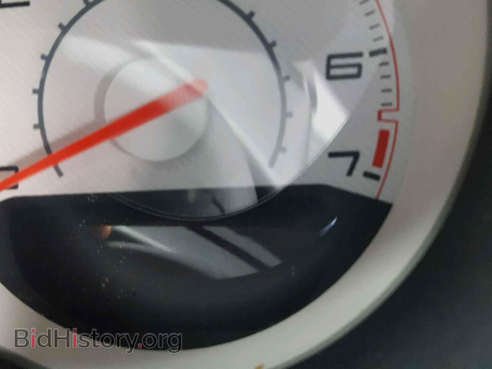 2014 DODGE CHALLENGER - VIN: 2C3CDYAG1EH133370 - Фото 8