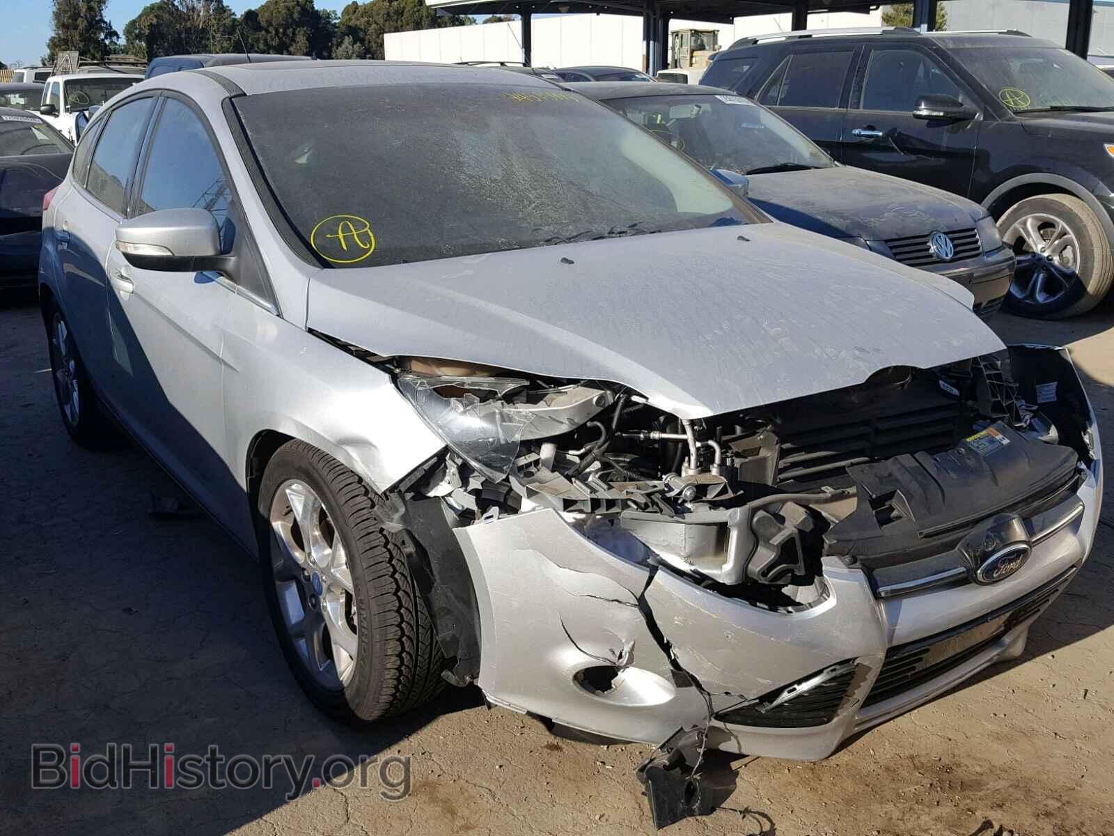 Photo 1FAHP3N21CL386253 - FORD FOCUS 2012