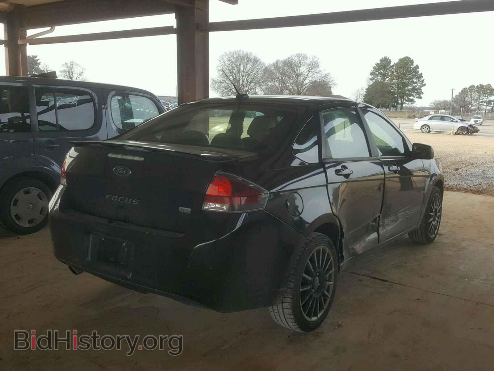 2010 FORD FOCUS - VIN: 1FAHP3GN3AW293804 - Photo 4