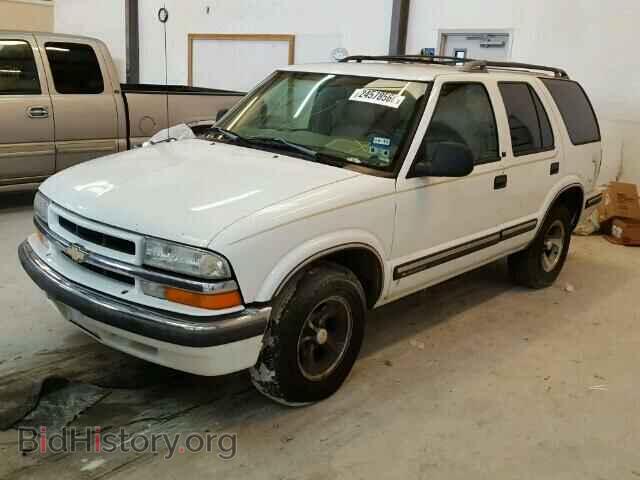 1998 CHEVROLET BLAZER - VIN: 1GNCS13W4W2238077 - Фото 2