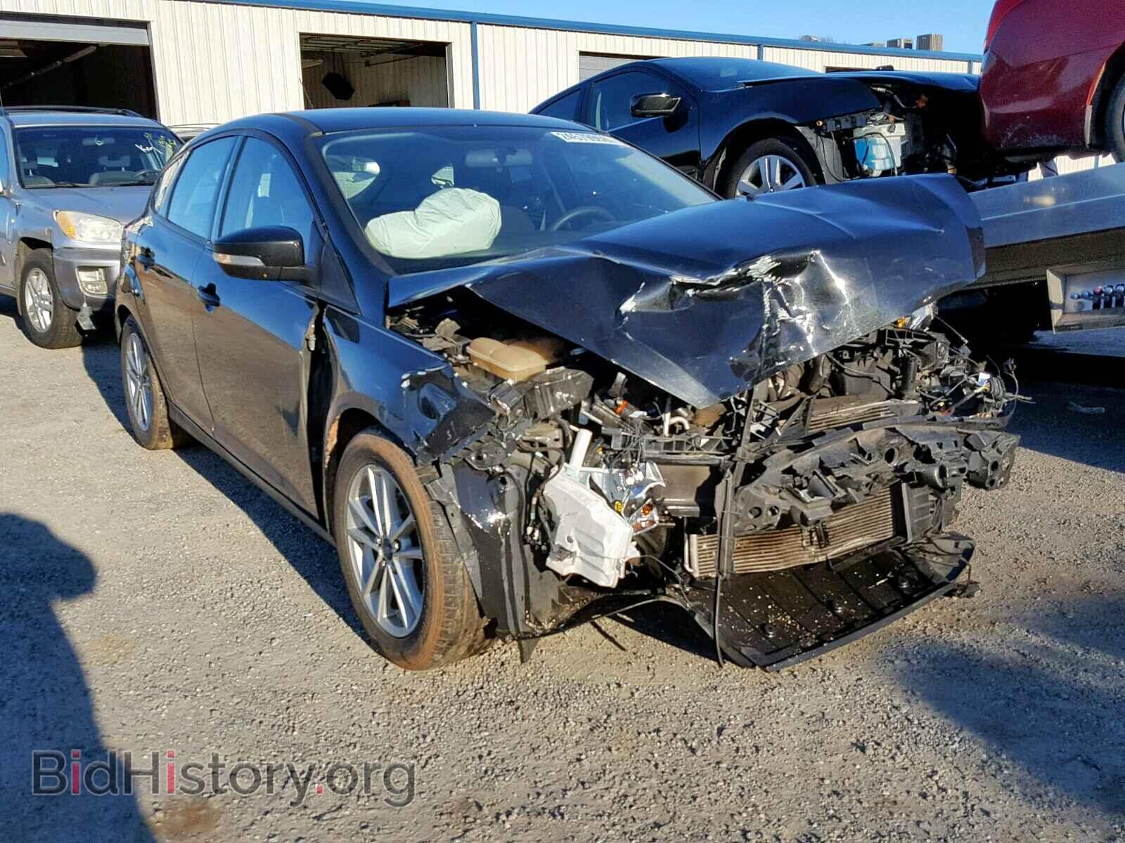 Photo 1FADP3K23FL201692 - FORD FOCUS SE 2015