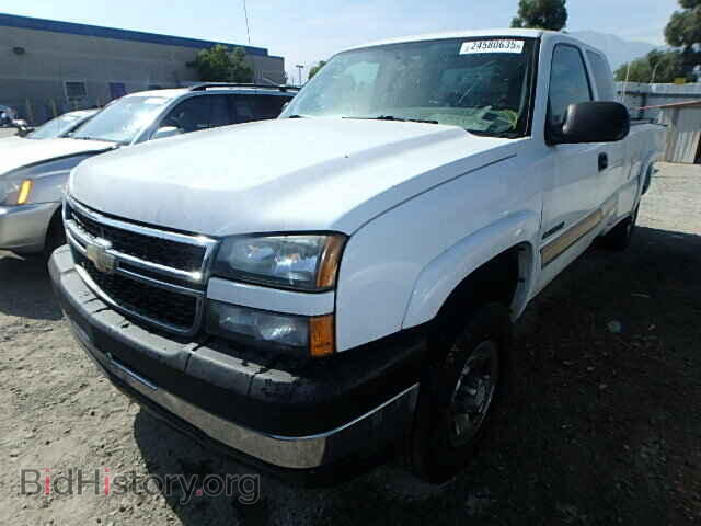 2006 CHEVROLET SILVERADO - VIN: 1GCHC29U46E253779 - Photo 2