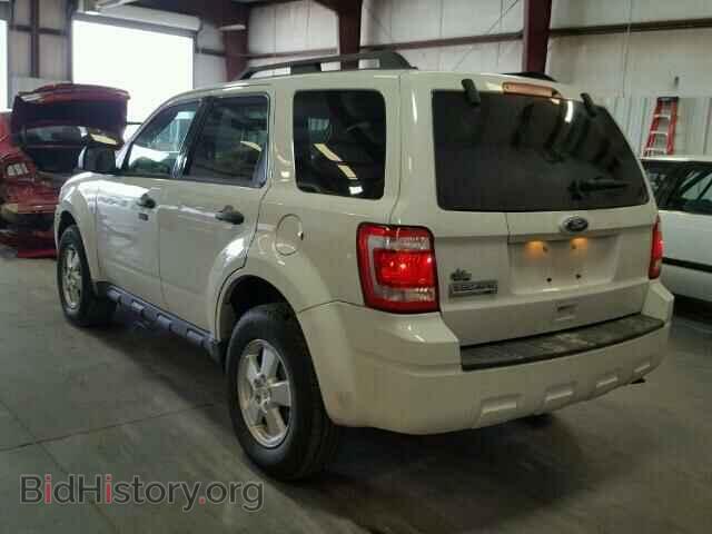 2011 FORD ESCAPE - VIN: 1FMCU0D77BKA26767 - Фото 3