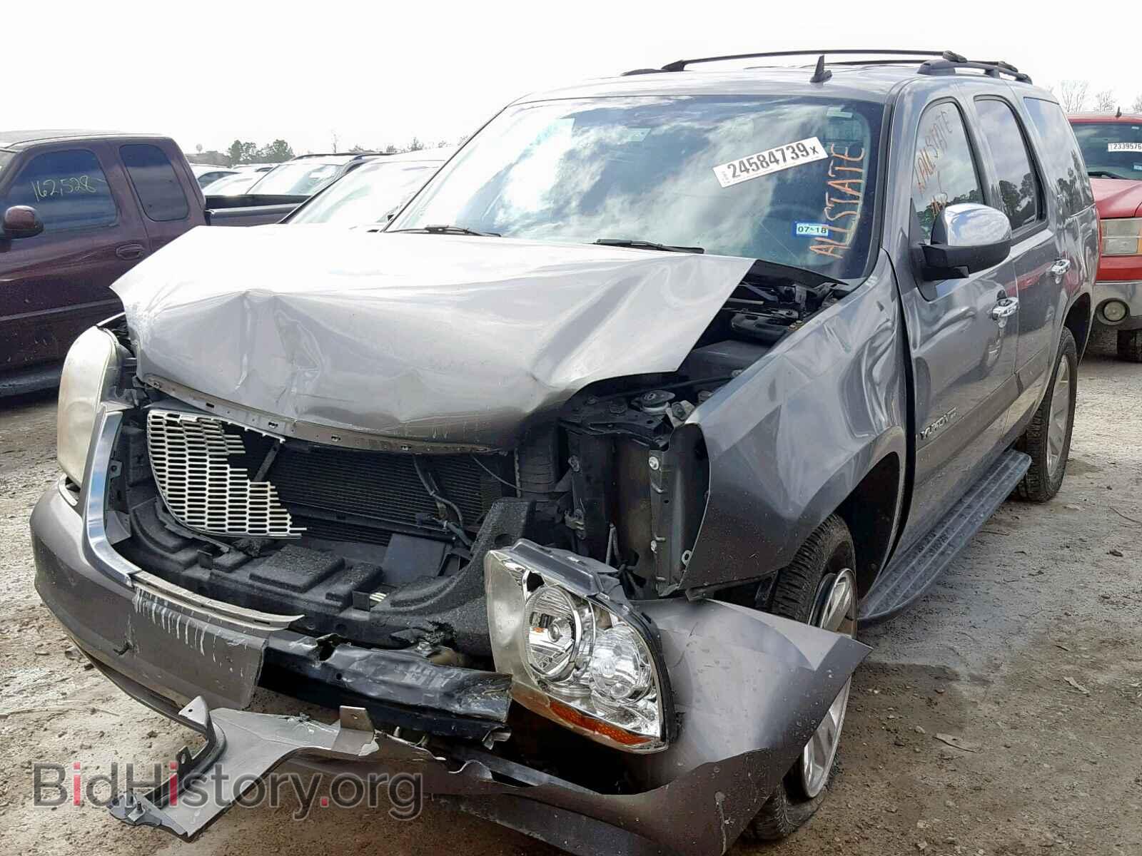2008 GMC YUKON - VIN: 1GKFC13048R164964 - Фото 2