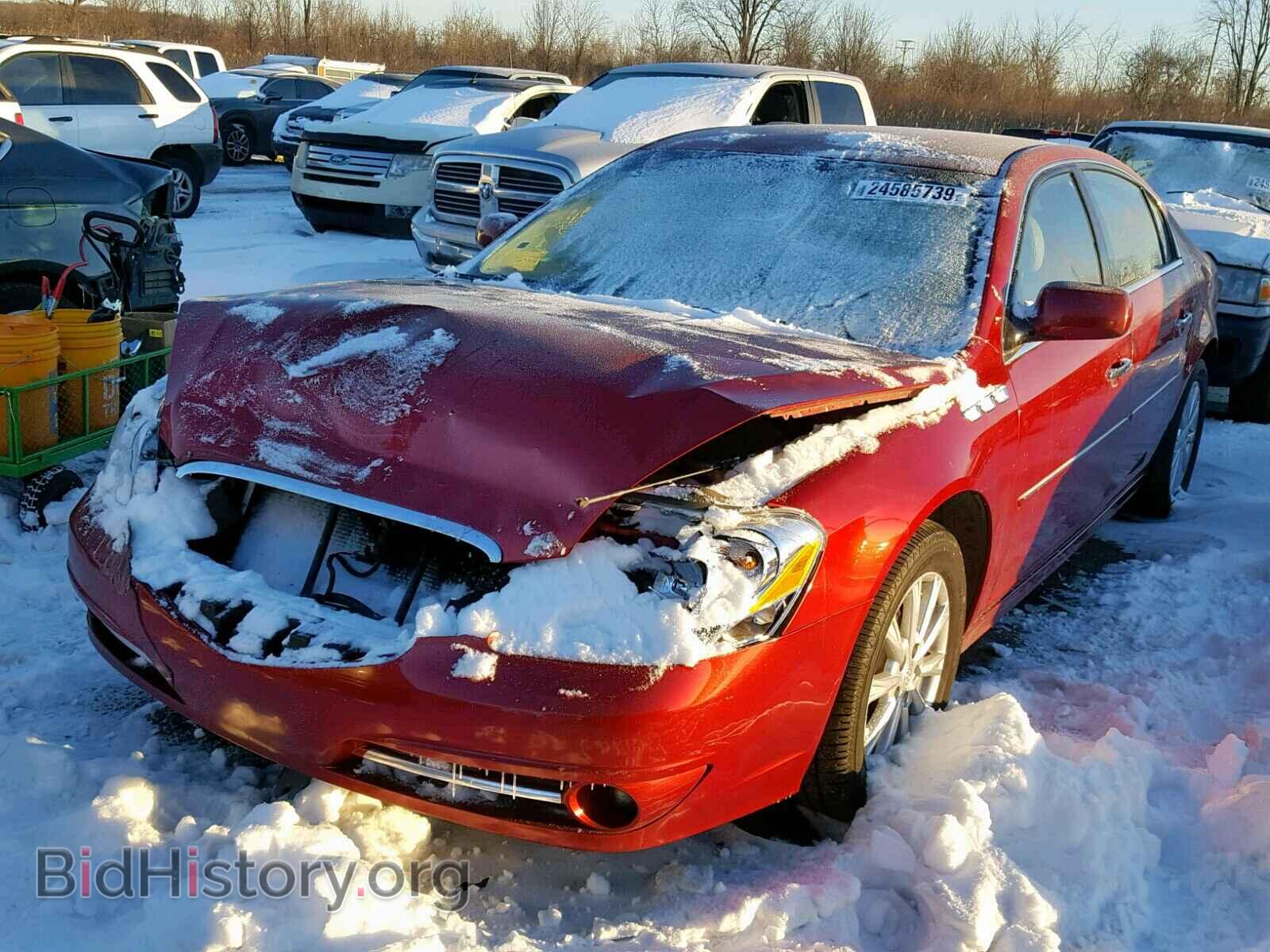 2011 BUICK LUCERNE - VIN: 1G4HC5EM3BU120773 - Фото 2