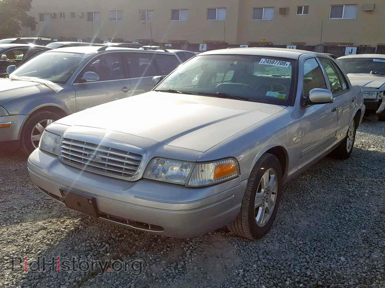 2011 FORD CROWN VIC - VIN: 2FABP7EV6BX144129 - Фото 2