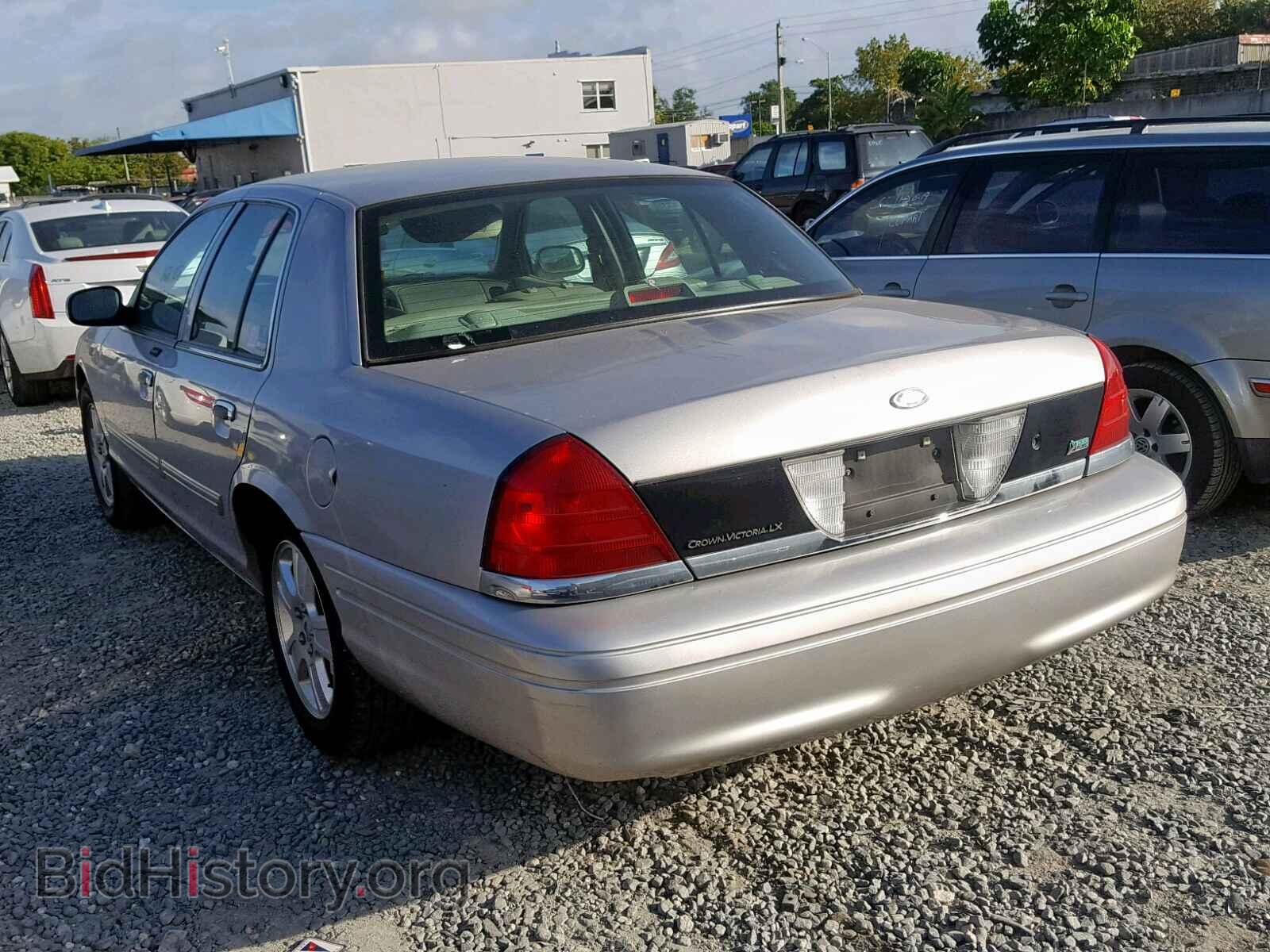 2011 FORD CROWN VIC - VIN: 2FABP7EV6BX144129 - Фото 3