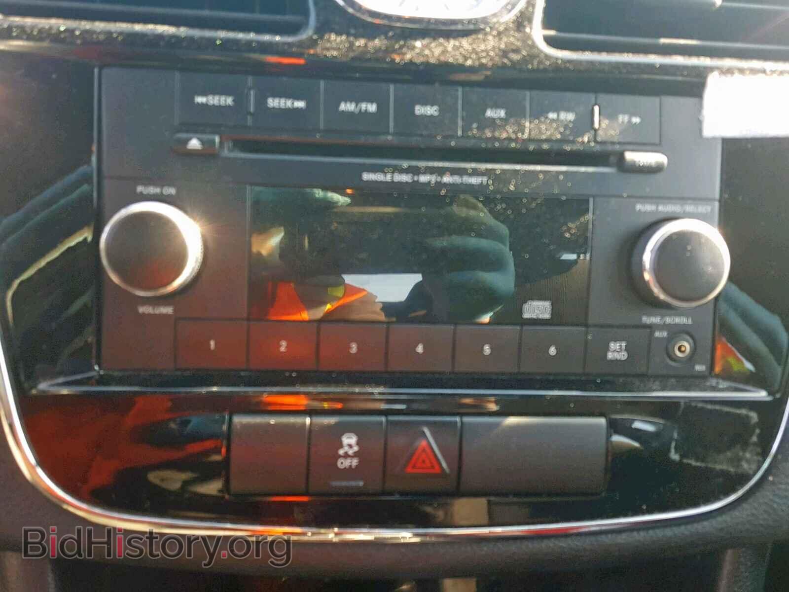 2014 CHRYSLER 200 - VIN: 1C3CCBAB4EN143161 - Photo 9