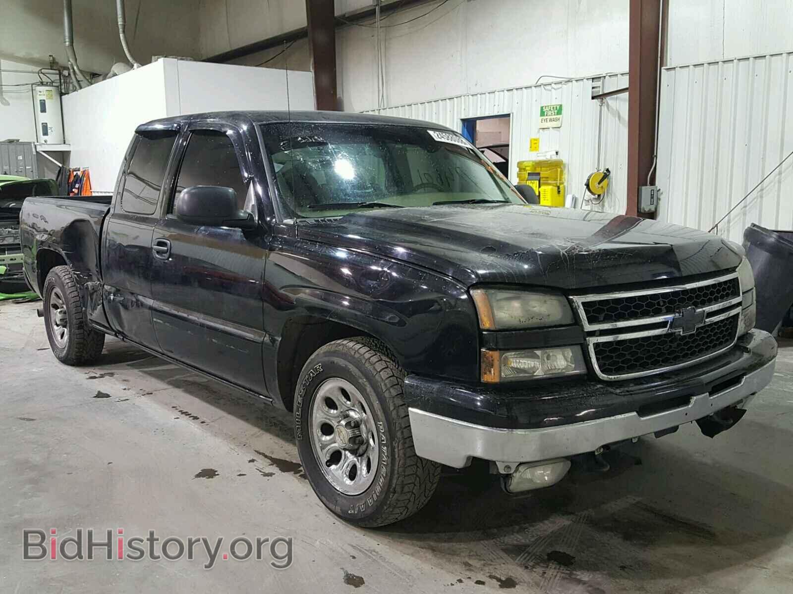 Фотография 1GCEC19T06Z174686 - CHEVROLET SILVERADO 2006
