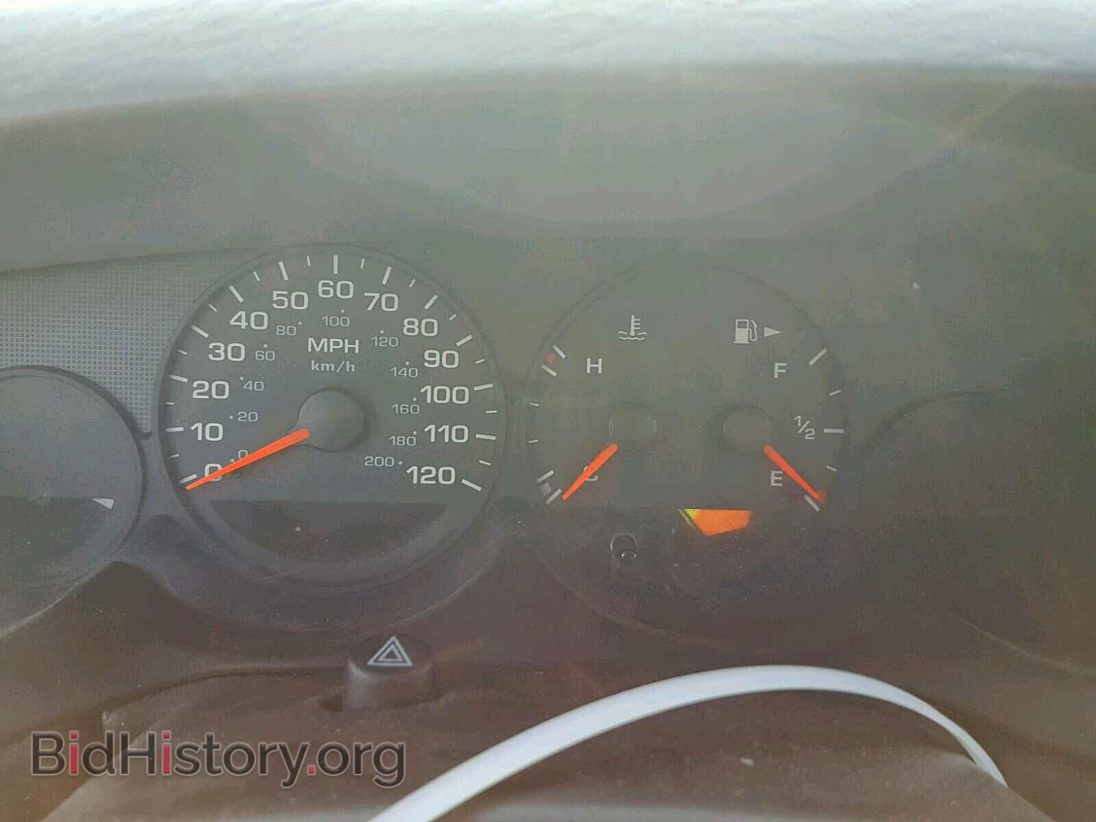 2000 DODGE NEON - VIN: 1B3ES46C0YD792178 - Фото 8
