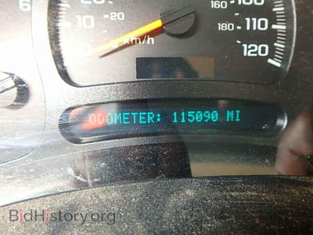 2005 CHEVROLET SILVERADO - VIN: 2GCEC19V251308915 - Фото 8