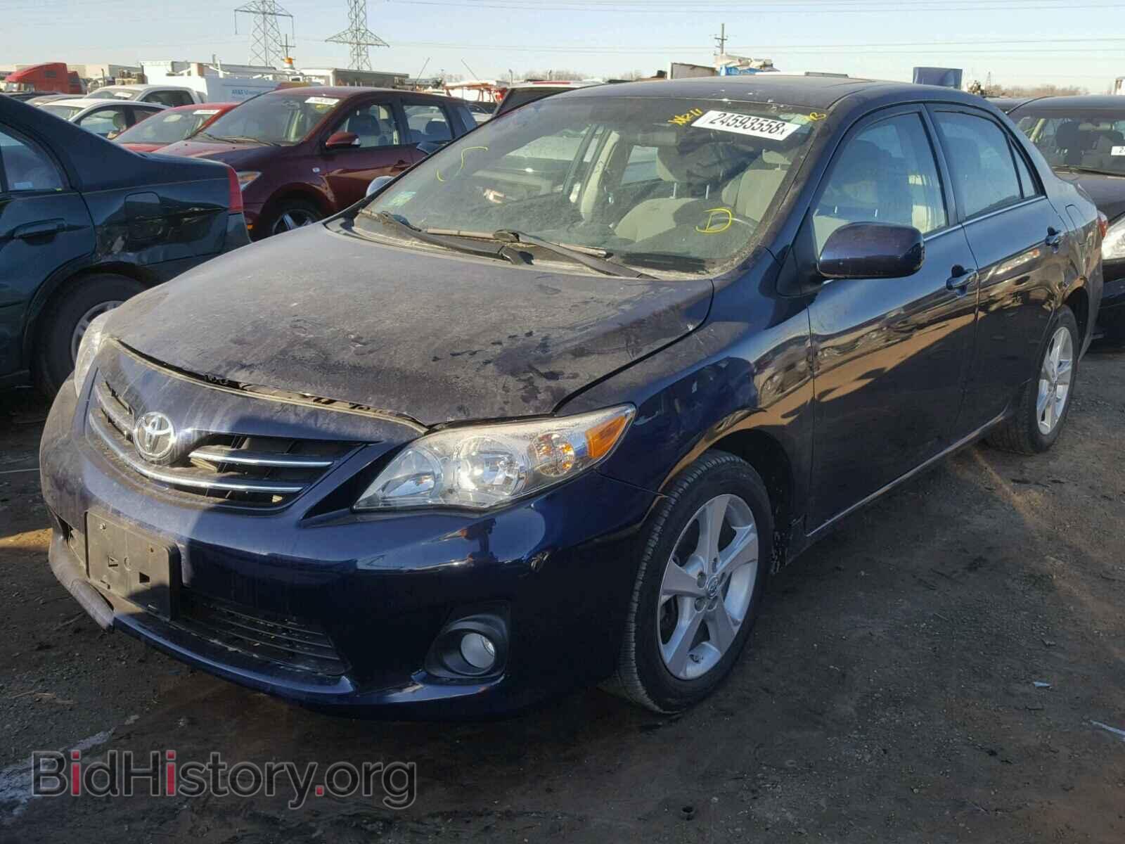 2013 TOYOTA COROLLA BA - VIN: 2T1BU4EE1DC981802 - Фото 2