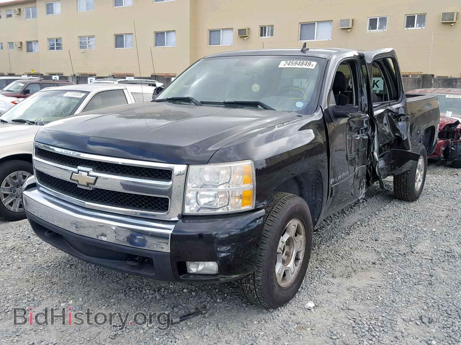 2007 CHEVROLET SILVERADO - VIN: 2GCEC13C671521554 - Фото 2
