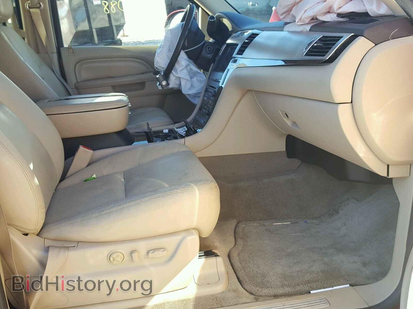2011 CADILLAC ESCALADE - VIN: 1GYS3JEF7BR202782 - Фото 5