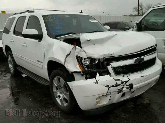 Photo 1GNUCBE04AR106694 - CHEVROLET TAHOE 2010