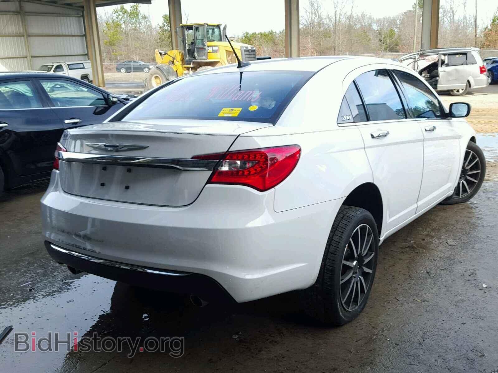 2013 CHRYSLER 200 - VIN: 1C3CCBCG3DN716977 - Photo 4