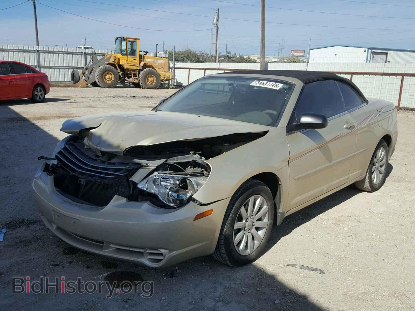 2010 CHRYSLER SEBRING - VIN: 1C3BC4EB6AN187447 - Фото 2