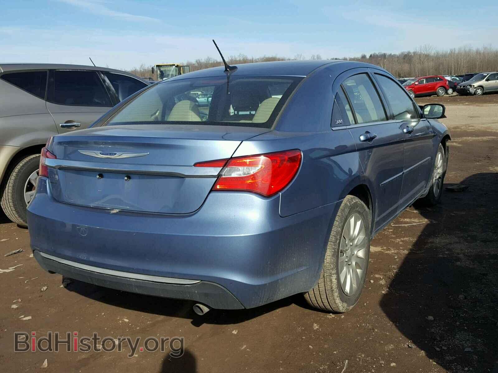 2011 CHRYSLER 200 - VIN: 1C3BC4FB4BN559979 - Photo 4