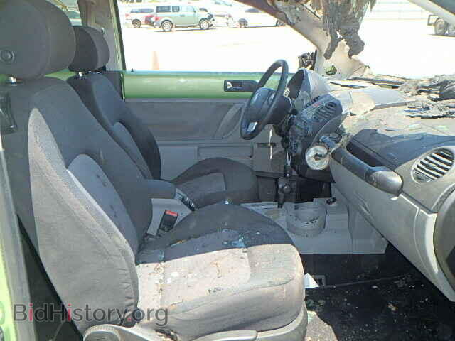 2004 VOLKSWAGEN BEETLE - VIN: 3VWCD31C04M403858 - Фото 5