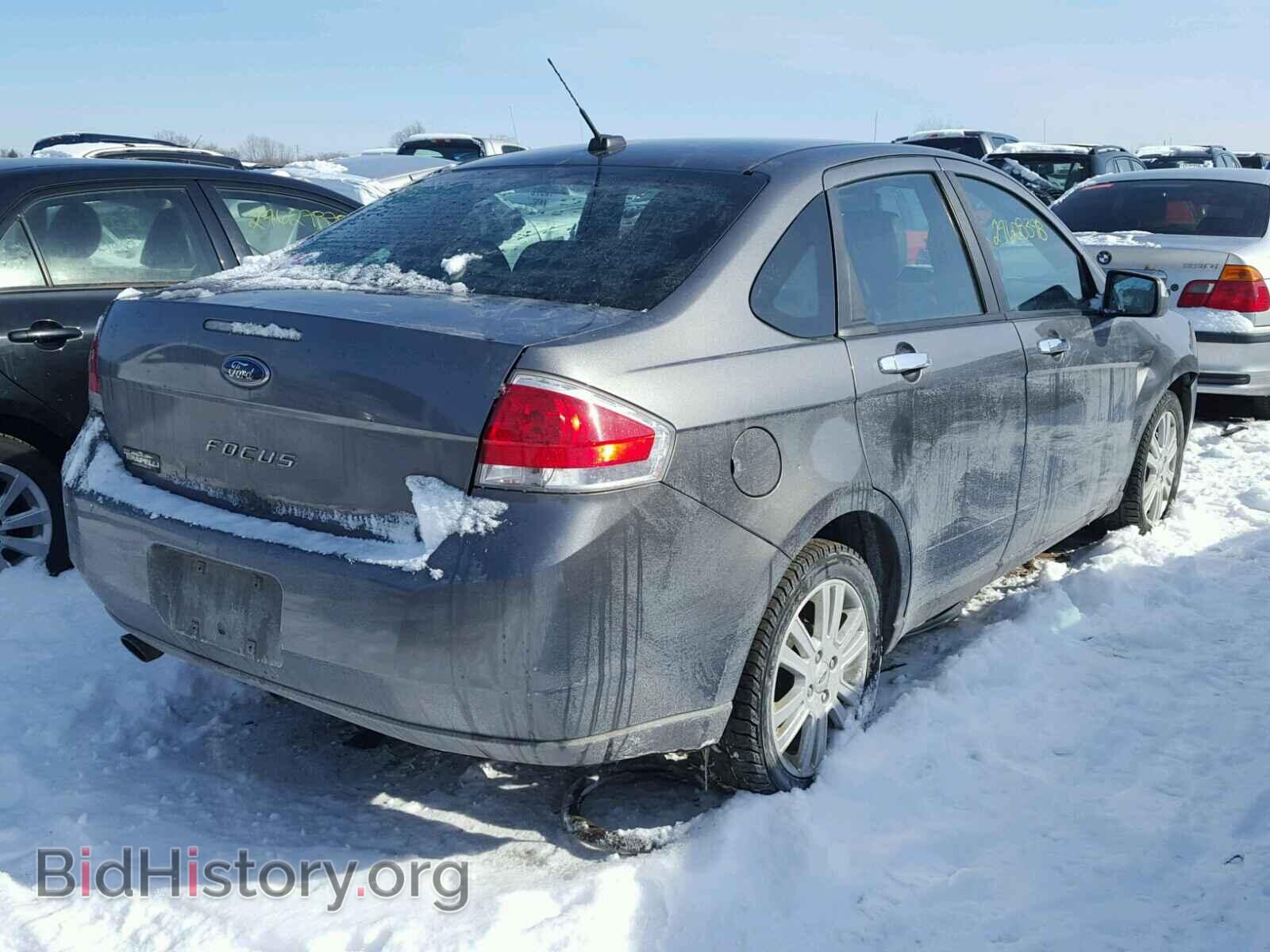 2010 FORD FOCUS - VIN: 1FAHP3HN2AW176777 - Photo 4