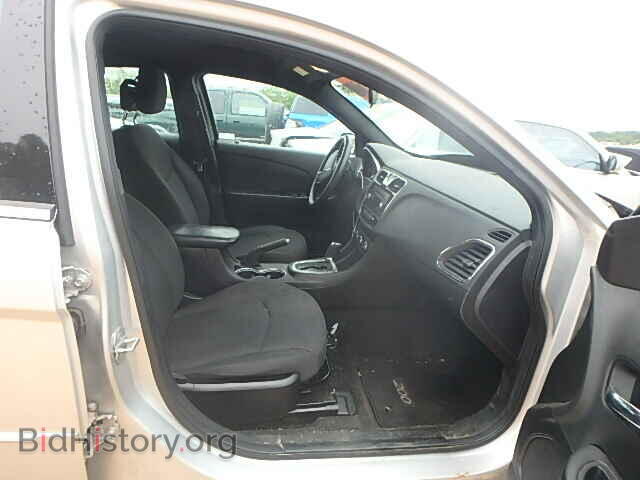 2012 CHRYSLER 200 - VIN: 1C3CCBAB7CN210056 - Photo 5