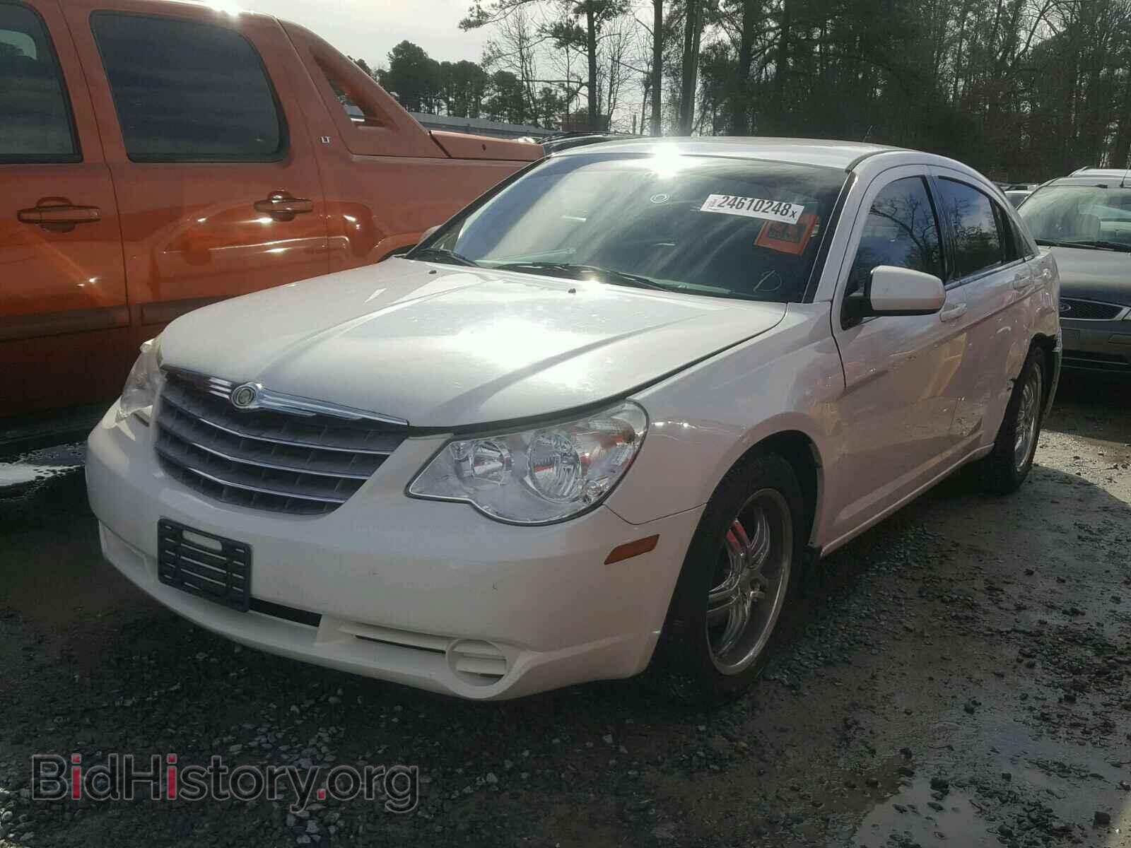 2010 CHRYSLER SEBRING - VIN: 1C3CC5FB1AN154445 - Фото 2
