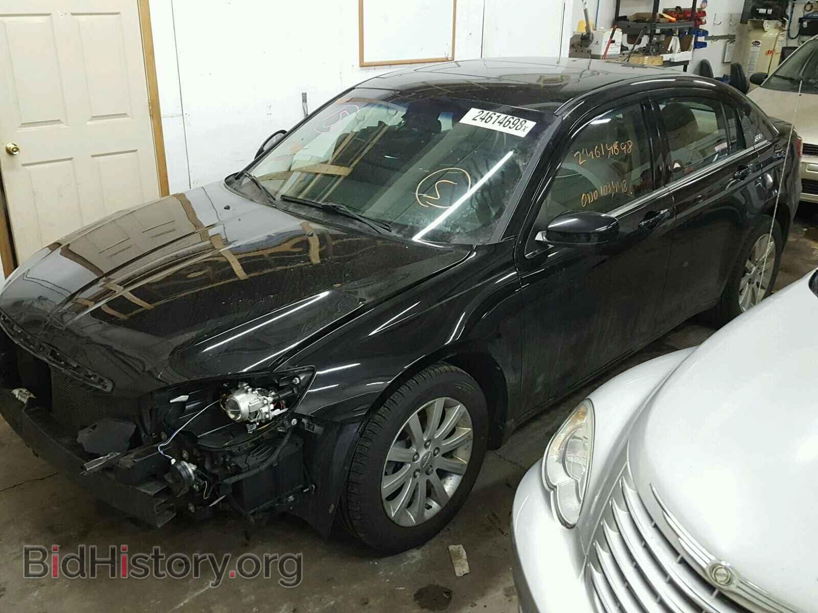 2011 CHRYSLER 200 - VIN: 1C3BC1FG3BN549843 - Фото 2