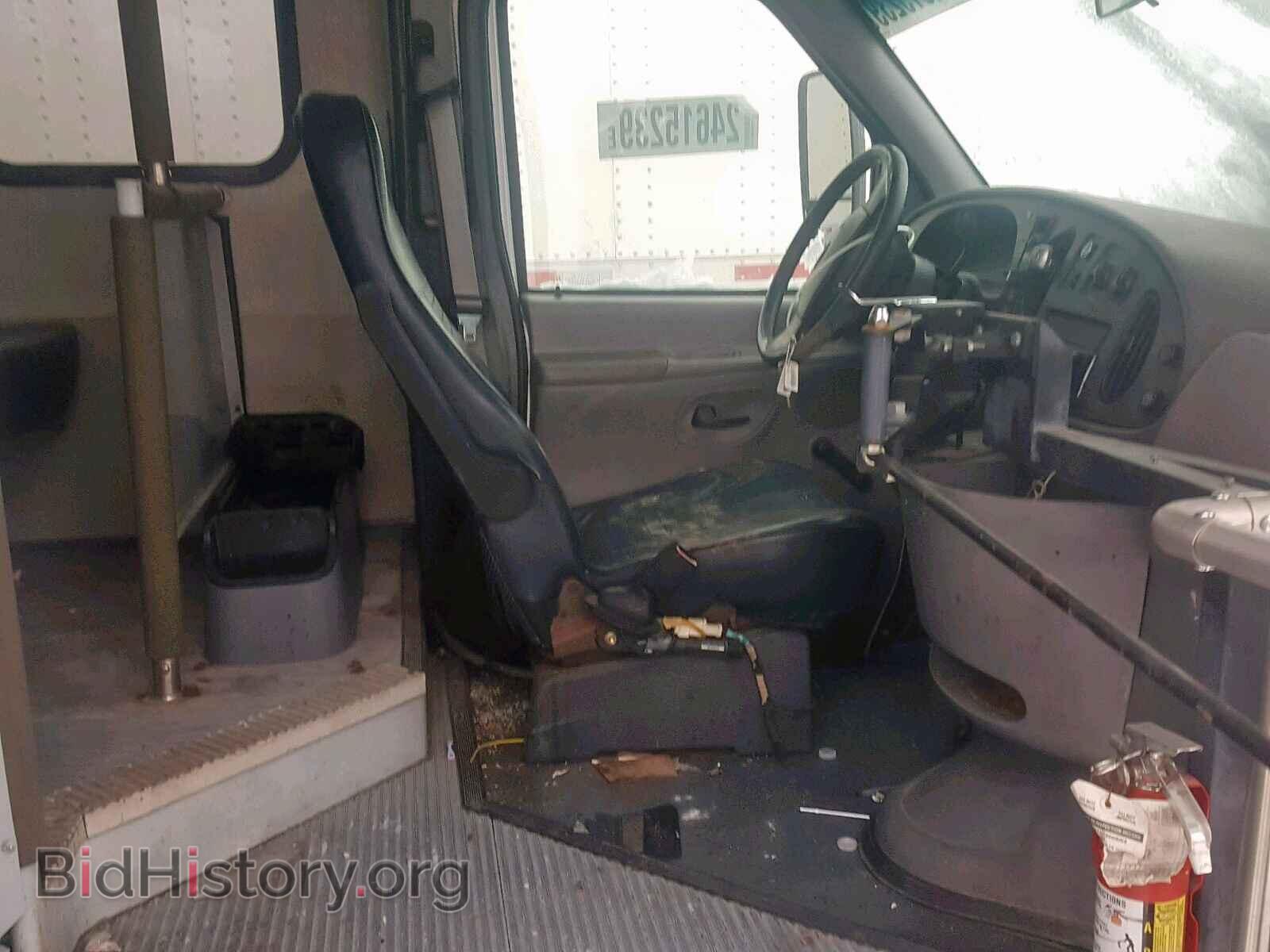 1998 FORD ECONOLINE - VIN: 1FDWE30FXWHA87817 - Фото 5