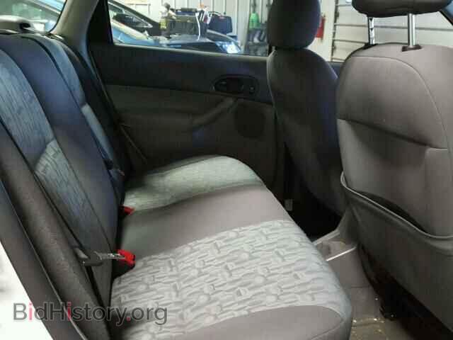 2005 FORD FOCUS - VIN: 1FAFP36NX5W256182 - Фото 6