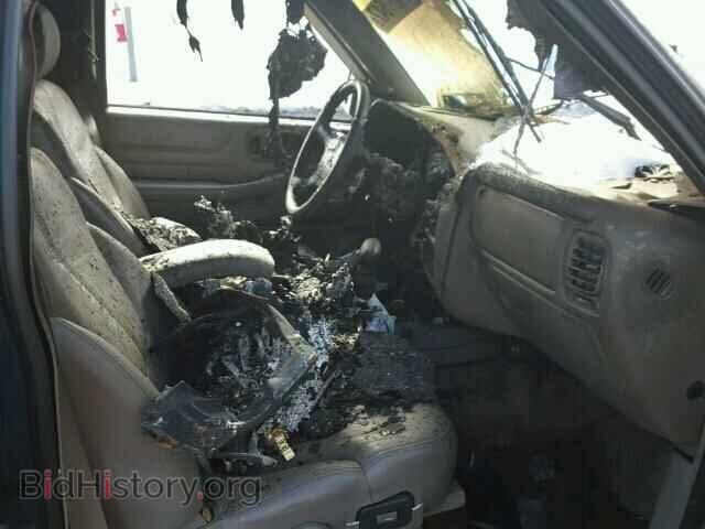 1998 GMC ENVOY - VIN: 1GKDT13W0W2517587 - Фото 5