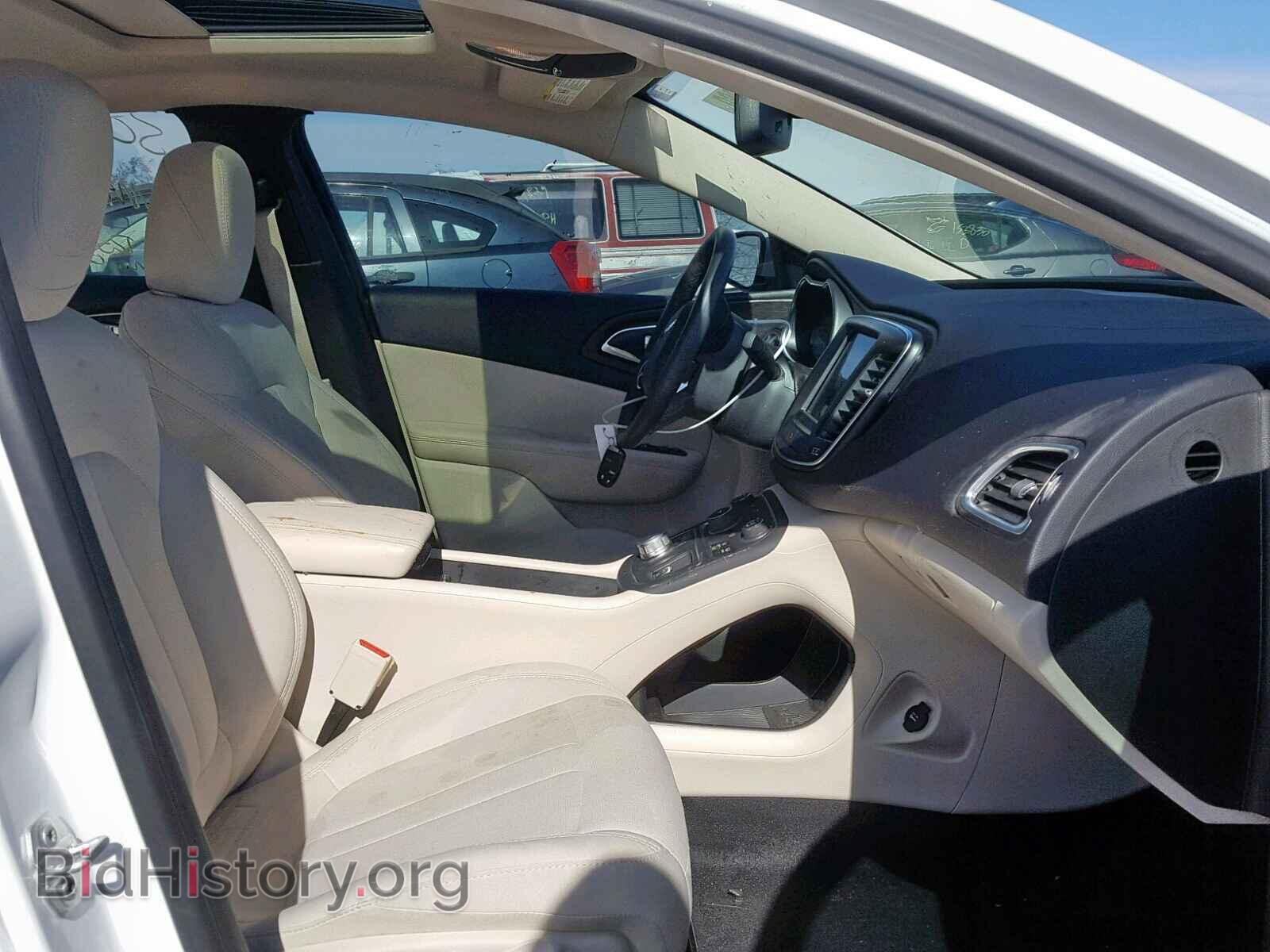 2016 CHRYSLER 200 - VIN: 1C3CCCAB9GN132682 - Фото 5