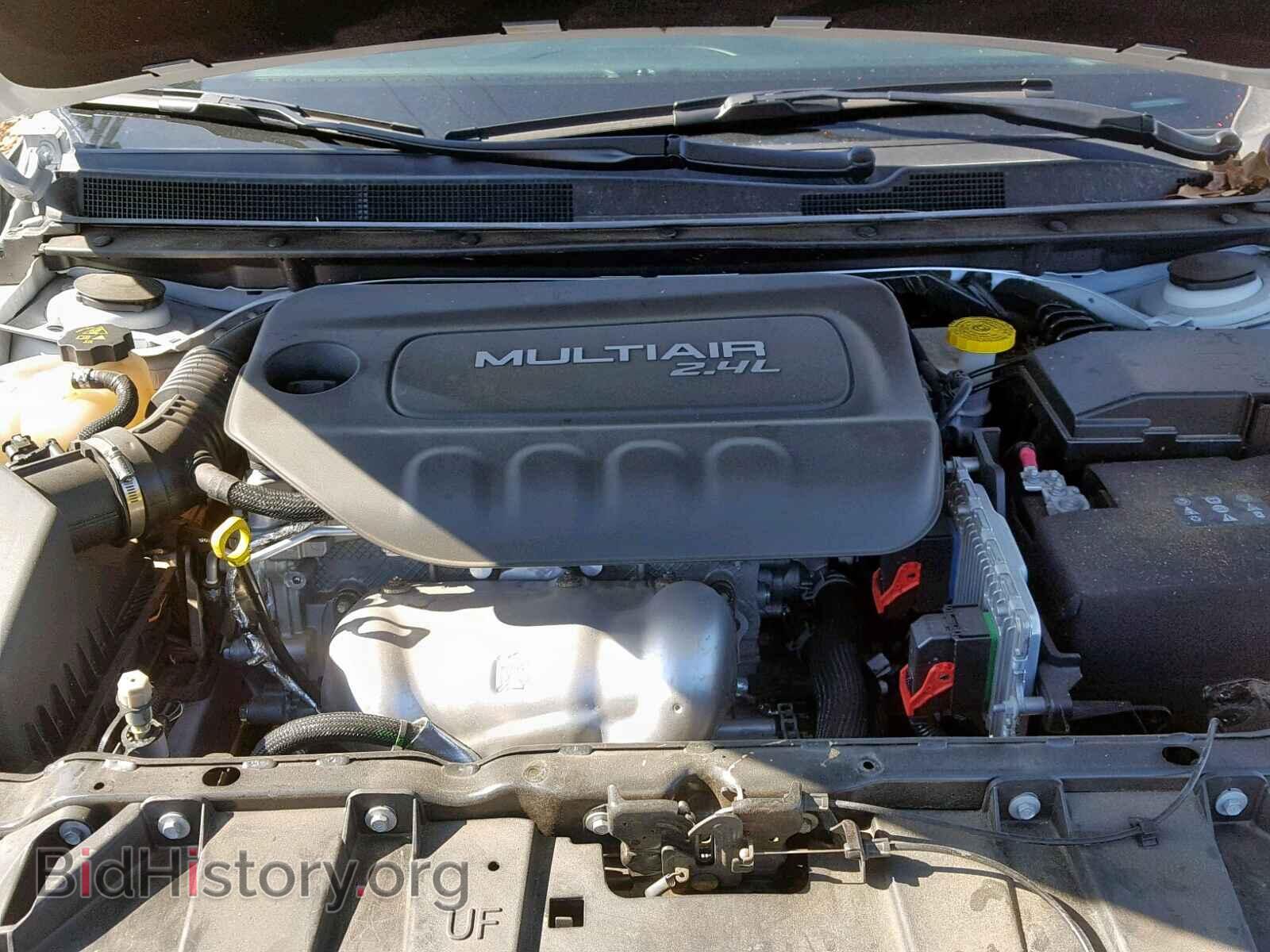 2016 CHRYSLER 200 - VIN: 1C3CCCAB9GN132682 - Фото 7